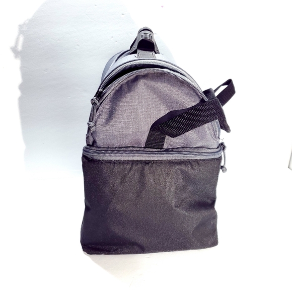 Igloo Playmate Gripper 22 Can Portable Cooler Bag Vacation Travel Insulated - Picture 3 of 7